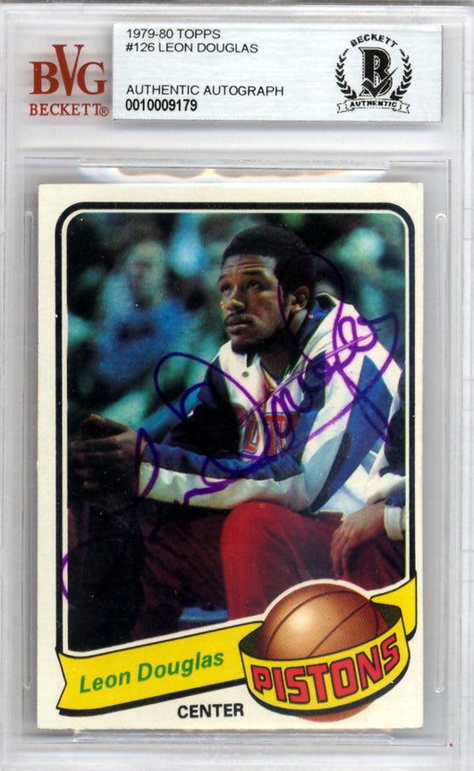 Leon Douglas Autographed 1979 Topps Card #126 Detroit Pistons Beckett BAS #10009179