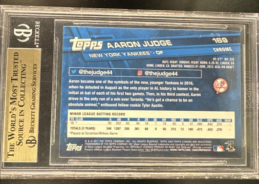 2017 Topps Chrome Catching Aaron Judge #169 /250 BGS 9.5