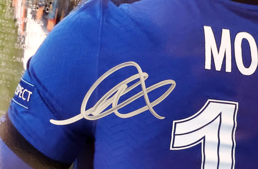 Mason Mount Autographed 12x16 Photo Chelsea F.C. EUFA Champions League Beckett BAS Stock #196462