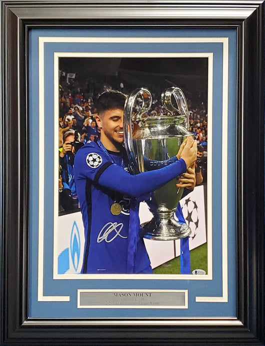 Mason Mount Autographed Framed 11x14 Photo Chelsea F.C. Beckett BAS Stock #197148