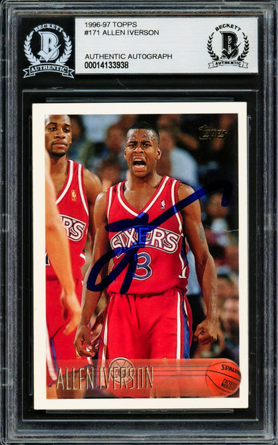 Allen Iverson Autographed 1996-97 Topps Rookie Card #171 Philadelphia 76ers (Creased) Beckett BAS #14133938