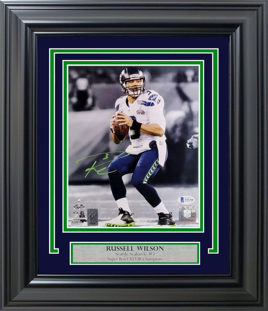 Russell Wilson Autographed Framed 8x10 Photo Seattle Seahawks Beckett BAS #Y92350