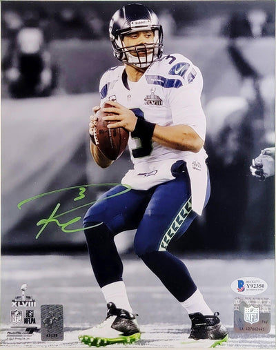 Russell Wilson Autographed Framed 8x10 Photo Seattle Seahawks Beckett BAS #Y92350