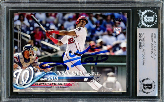 Juan Soto Autographed 2018 Topps Update Rookie Card #US104 Washington Nationals Beckett BAS Stock #206608