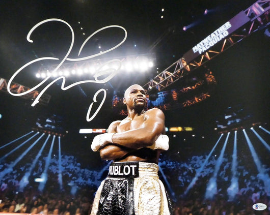 Floyd Mayweather Jr. Autographed Framed 16x20 Photo Beckett BAS Stock #209371