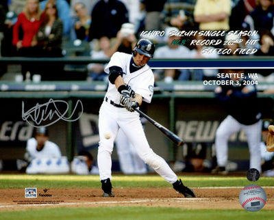 Ichiro Suzuki Autographed 8x10 Photo Seattle Mariners 262 Hit MLB Hit Record IS Holo Stock #212170