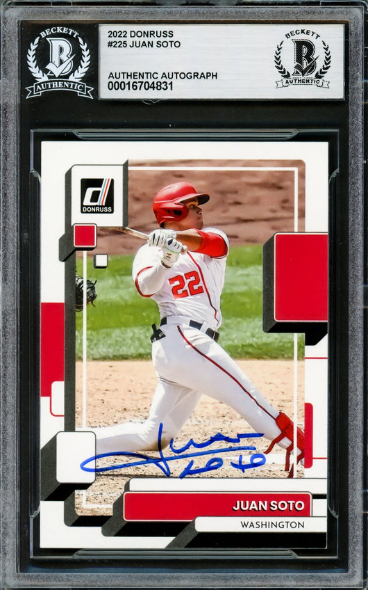 Juan Soto Autographed 2022 Donruss Card #225 New York Yankees Beckett BAS #16704831