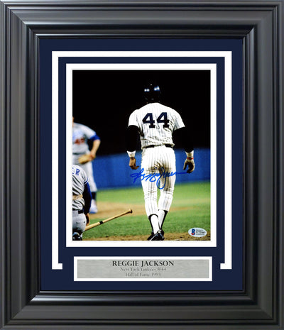 Reggie Jackson Autographed Framed 8x10 Photo New York Yankees Beckett BAS Stock #209425