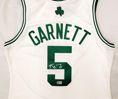 Boston Celtics Kevin Garnett Autographed White Mitchell & Ness 2007-08 Hardwood Classics NBA Finals Patch Jersey Size M Beckett BAS Witness #WV46232