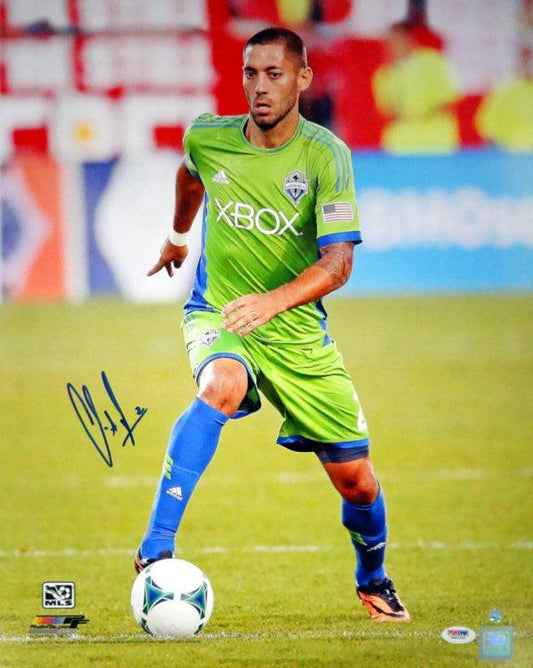 Clint Dempsey Autographed 16x20 Photo Seattle Sounders PSA/DNA ITP Stock #89887