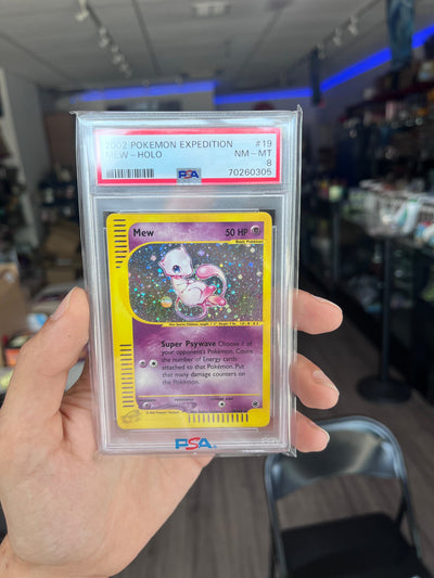 PSA (NM-MT 8) Mew - Holo #19/165 - Pokémon Expedition (#70260305)
