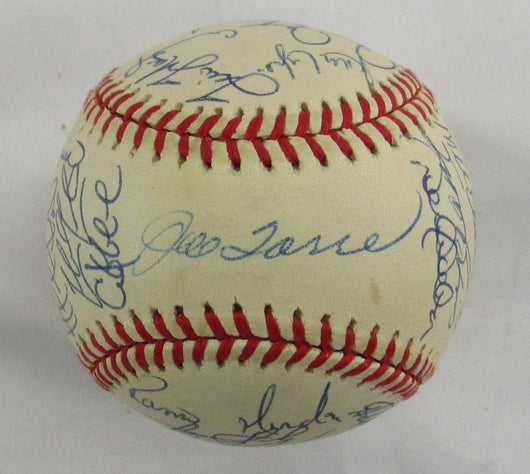 1999 New York Yankess Team Signed Rawlings Baseball PSA/DNA LOA B85569 Derek Jeter