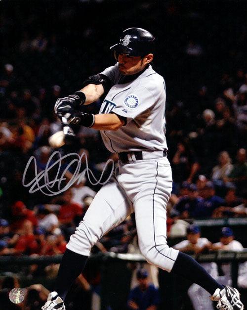 Ichiro Suzuki Autographed 8x10 Photo Seattle Mariners IS Holo Stock #60563