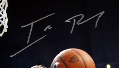 Isaiah Thomas Autographed 16x20 Photo Washington Huskies PSA/DNA Stock #105741