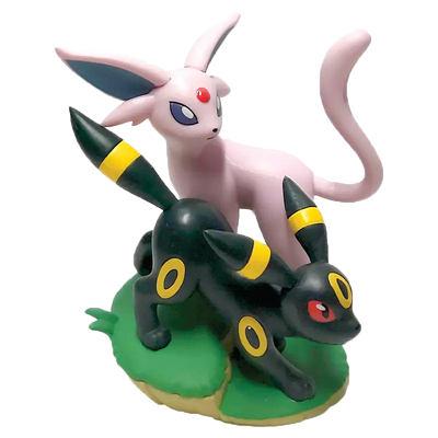 Scarlet & Violet - Prismatic Evolutions - Premium Figure Collection