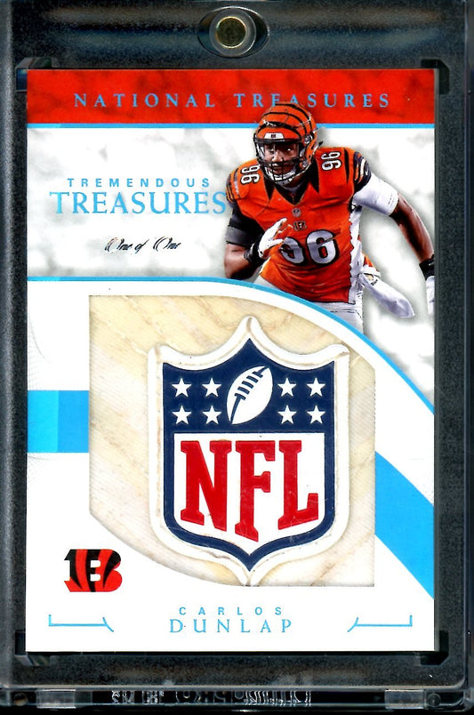 2016 Panini National Treasures Carlos Dunlap Tremendous Treasures NFL Shield Patch 1/1 Bengals