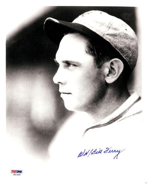 William Bill Terry Autographed 8x10 Photo New York Giants PSA/DNA #S51909