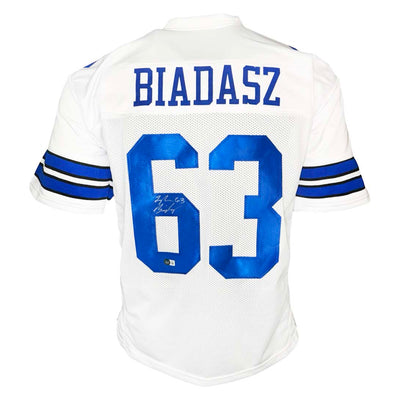 Tyler Biadasz Signed Dallas White Football Jersey (Beckett)
