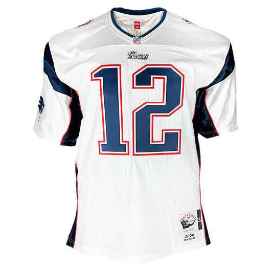 Tom Brady Signed New England Patriots Mitchell & Ness White 2000 Authentic Football Jersey (Fanatics ZL88428821)