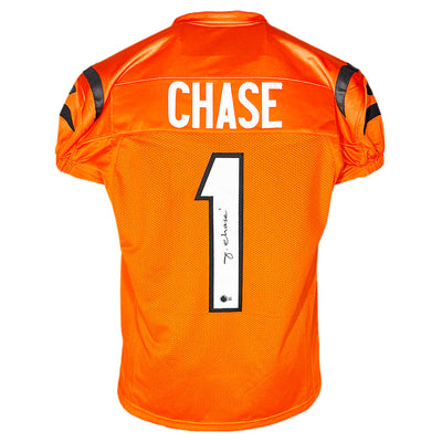 Ja'Marr Chase Signed Cincinnati Orange Game Style Football Jersey (Beckett)
