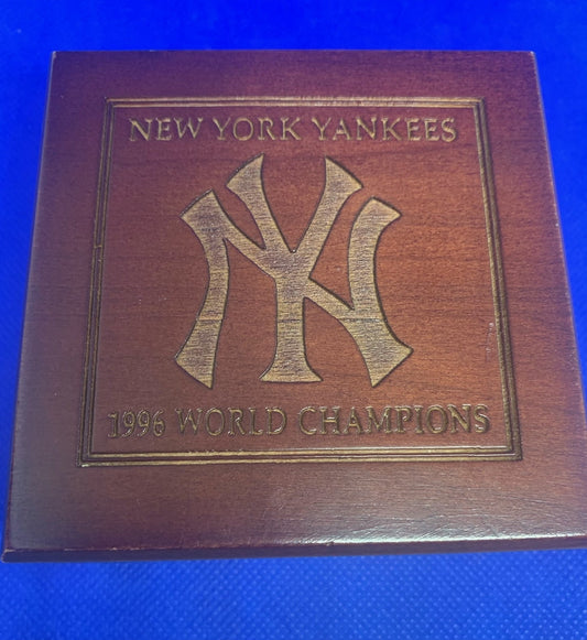 1996 New York Yankees World Series Championship Ring w/ Presentation Box