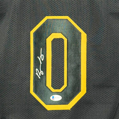 Kyle Kuzma Signed Los Angeles Black Basketball Jersey (Beckett)