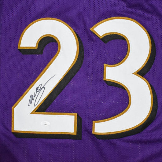 Willis McGahee Signed Baltimore Purple Football Jersey (Beckett)