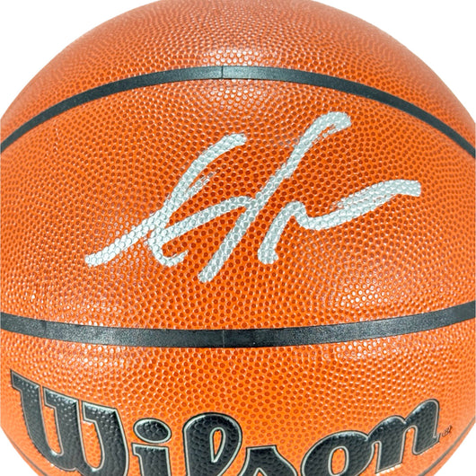 Amar'e Stoudemire Signed Wilson Authentic Series Basketball (Beckett)