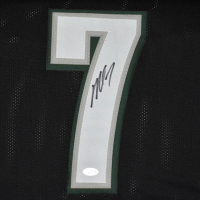 Michael Vick Signed Philadelphia Black Football Jersey (Beckett)